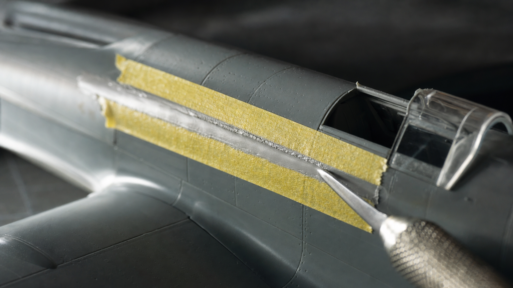 How to Fill Seams on Model Airplane Like a Master Builder | 𝙎𝙈🛩️𝙝